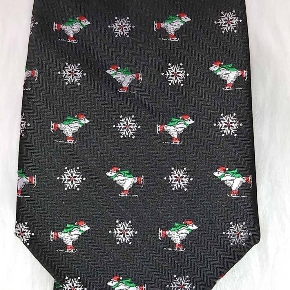 Stafford Polar Bear Christmas Tie